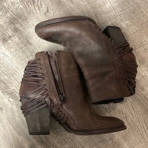 Dolce vita brown heeled bootie